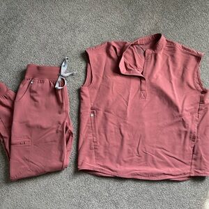 Figs Rafael oversized scrub top and Zamora jogger pants